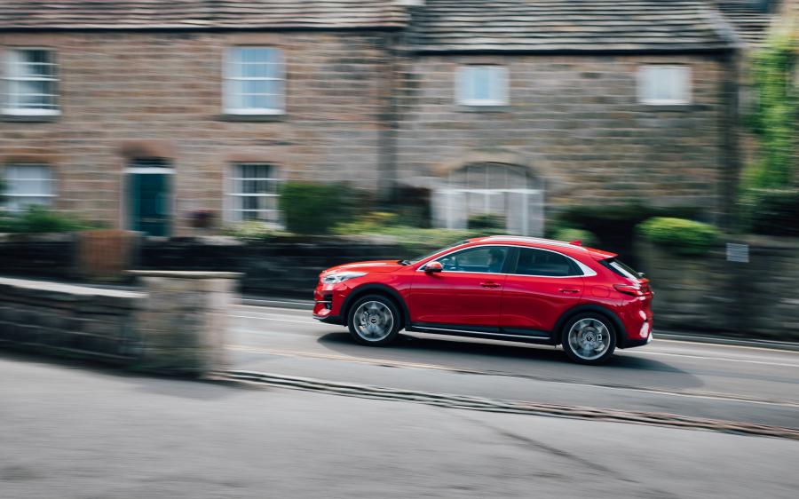  Kia XCeed 1.6 CRDi 2019 года  (UK) (фото 22 из 107)